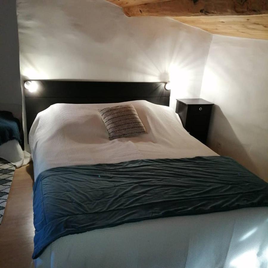 Le Logis D'Hestia Daire Billom Dış mekan fotoğraf