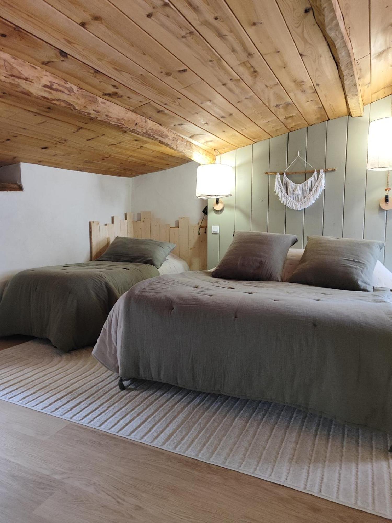 Le Logis D'Hestia Daire Billom Dış mekan fotoğraf